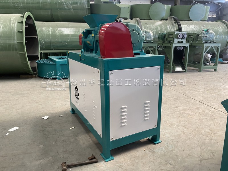 有機(jī)肥造粒機(jī)的特點(diǎn)