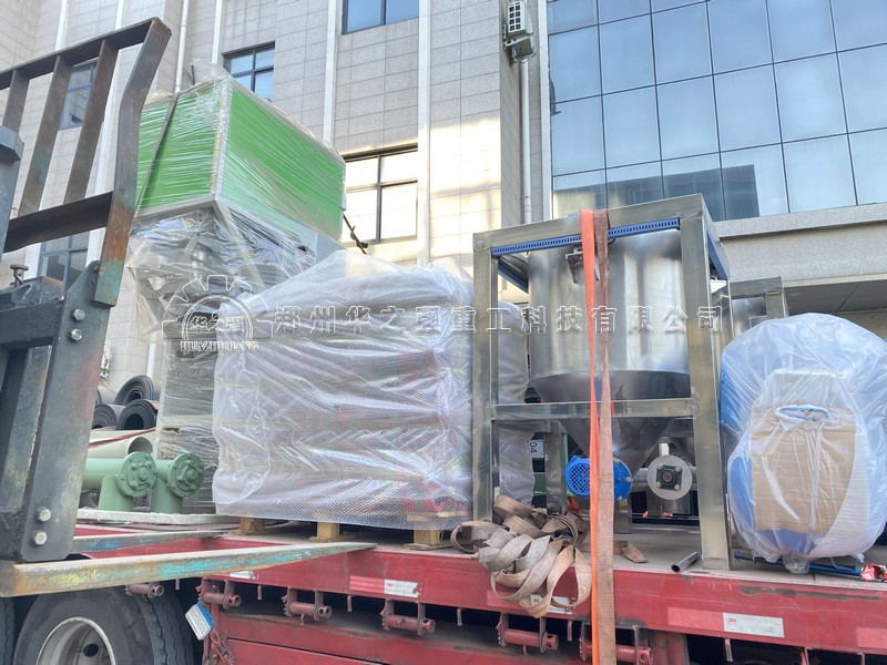 有機(jī)肥生產(chǎn)中如何選擇顆粒和粉狀包裝機(jī)？