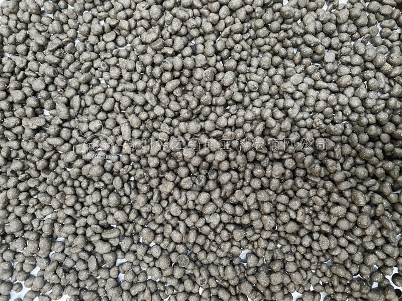 時(shí)產(chǎn)15噸圓盤(pán)有機(jī)肥生產(chǎn)線多少錢(qián)？